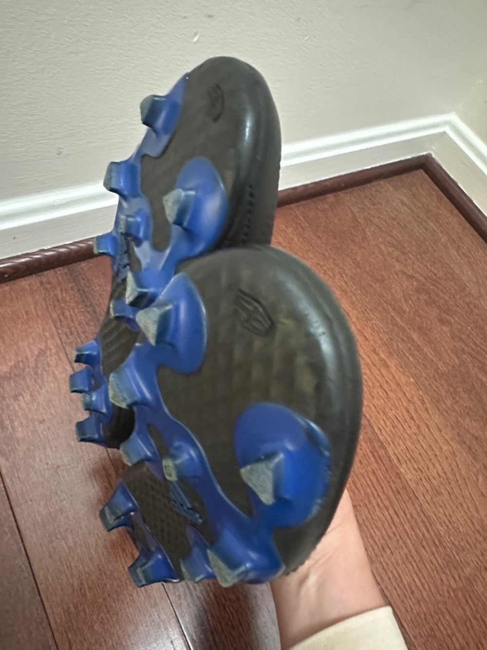 adidas Kids Soccer Cleats - Picture 10 of 10